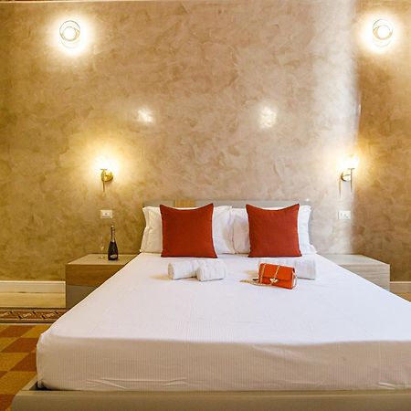 Erreggi Luxury Rooms Rom Eksteriør billede