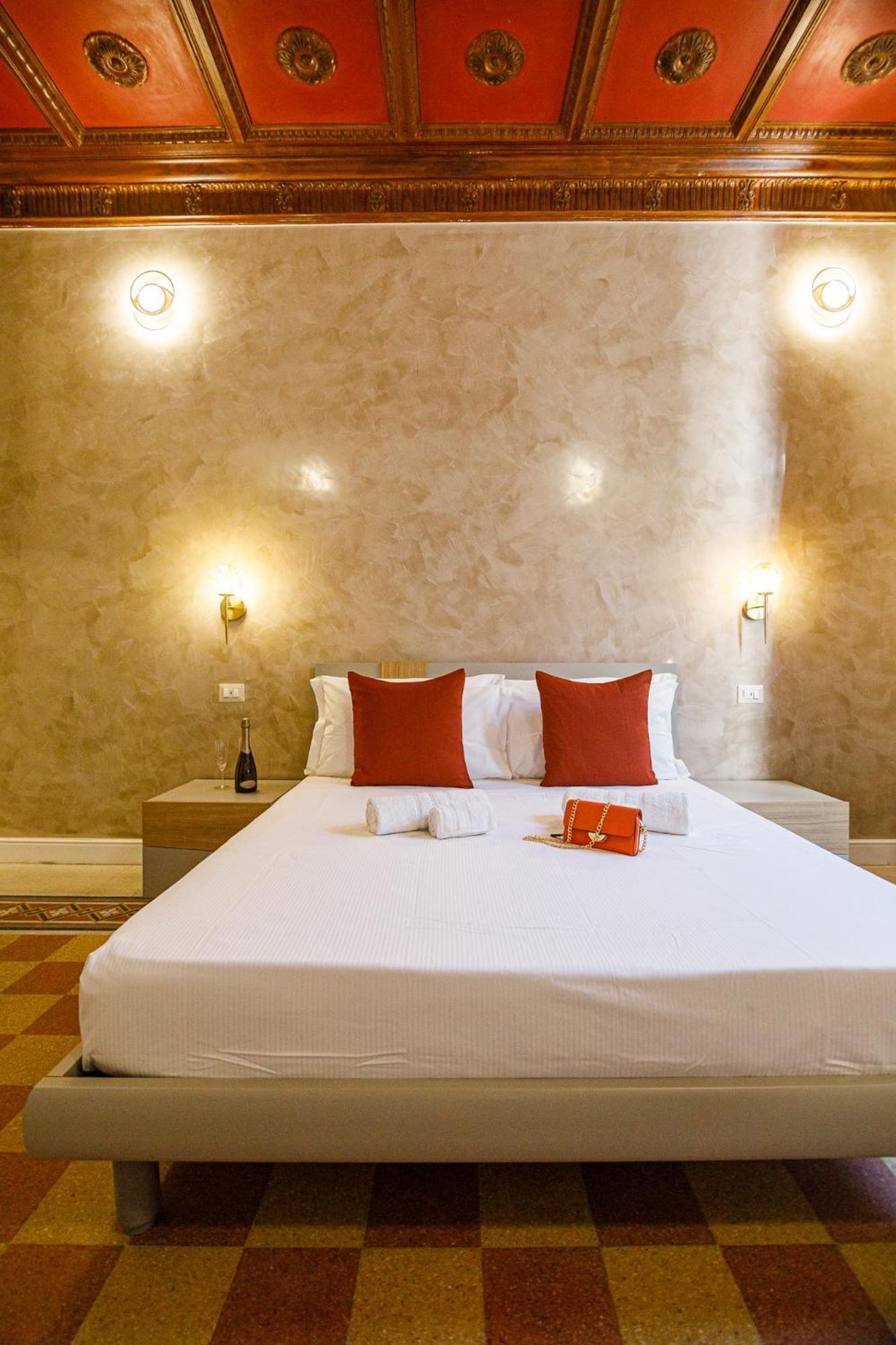 Erreggi Luxury Rooms Rom Eksteriør billede